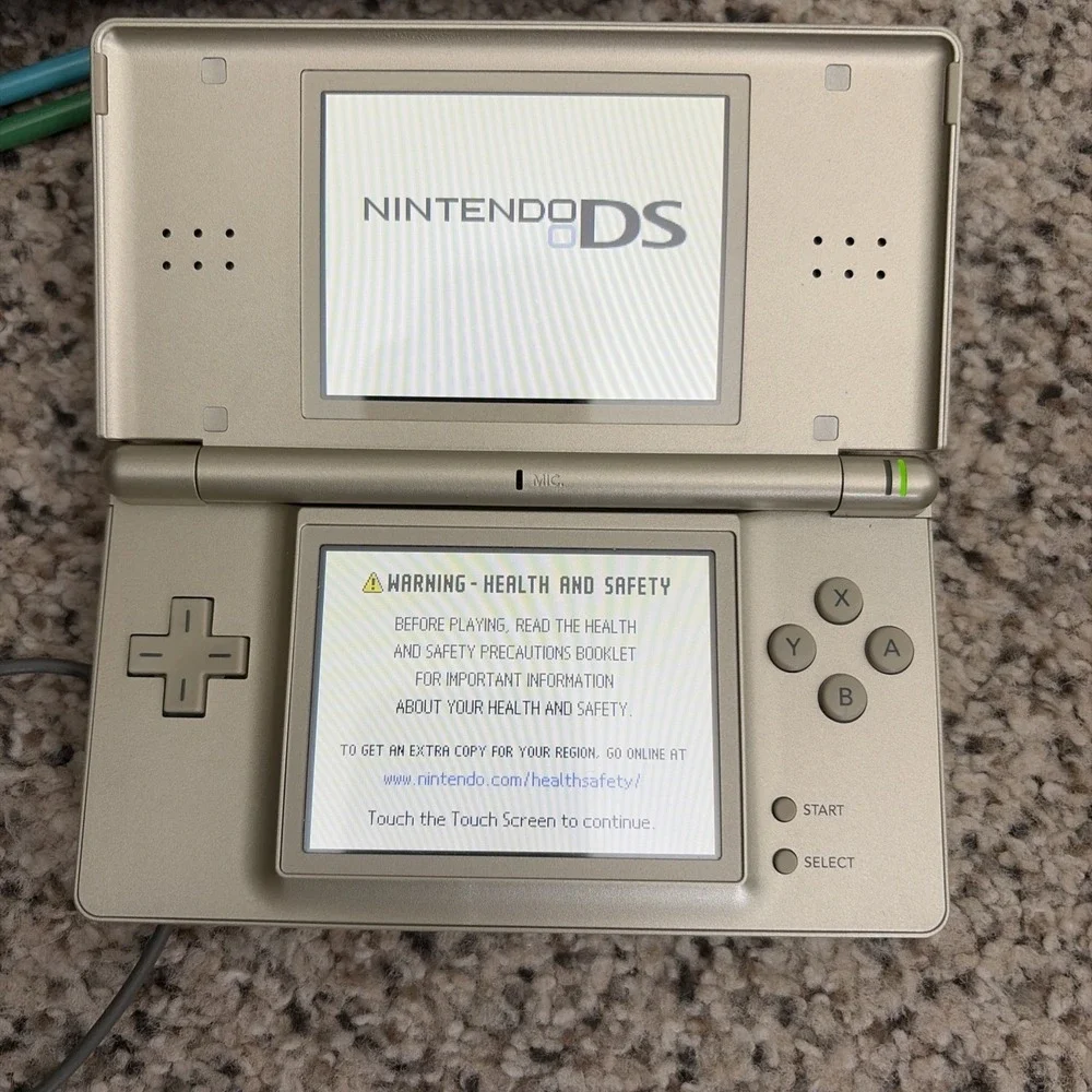 Nintendo DS Lite Zelda Triforce Console Gold Charger, Stylus, 8 Games, Case